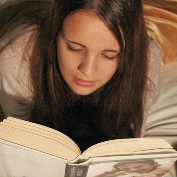 Meet your Posher, Monika - Picture 1 of 1